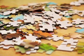 pieces-of-the-puzzle-1925425_640